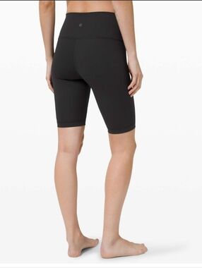 Lululemon Wunder Under Short 10" Earth Day Edition
